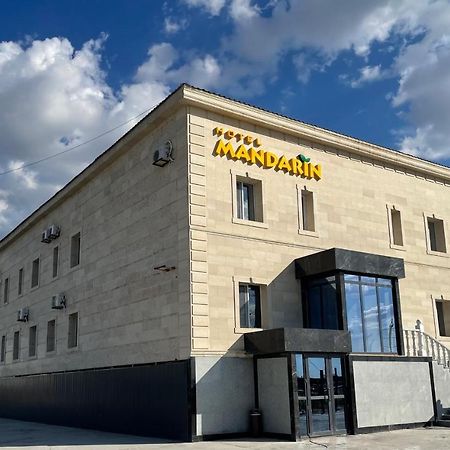 Hotel Mandarin Atyraū Екстериор снимка