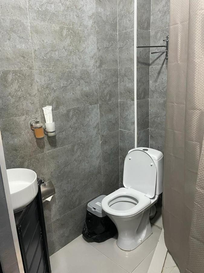 Hotel Mandarin Atyraū Екстериор снимка